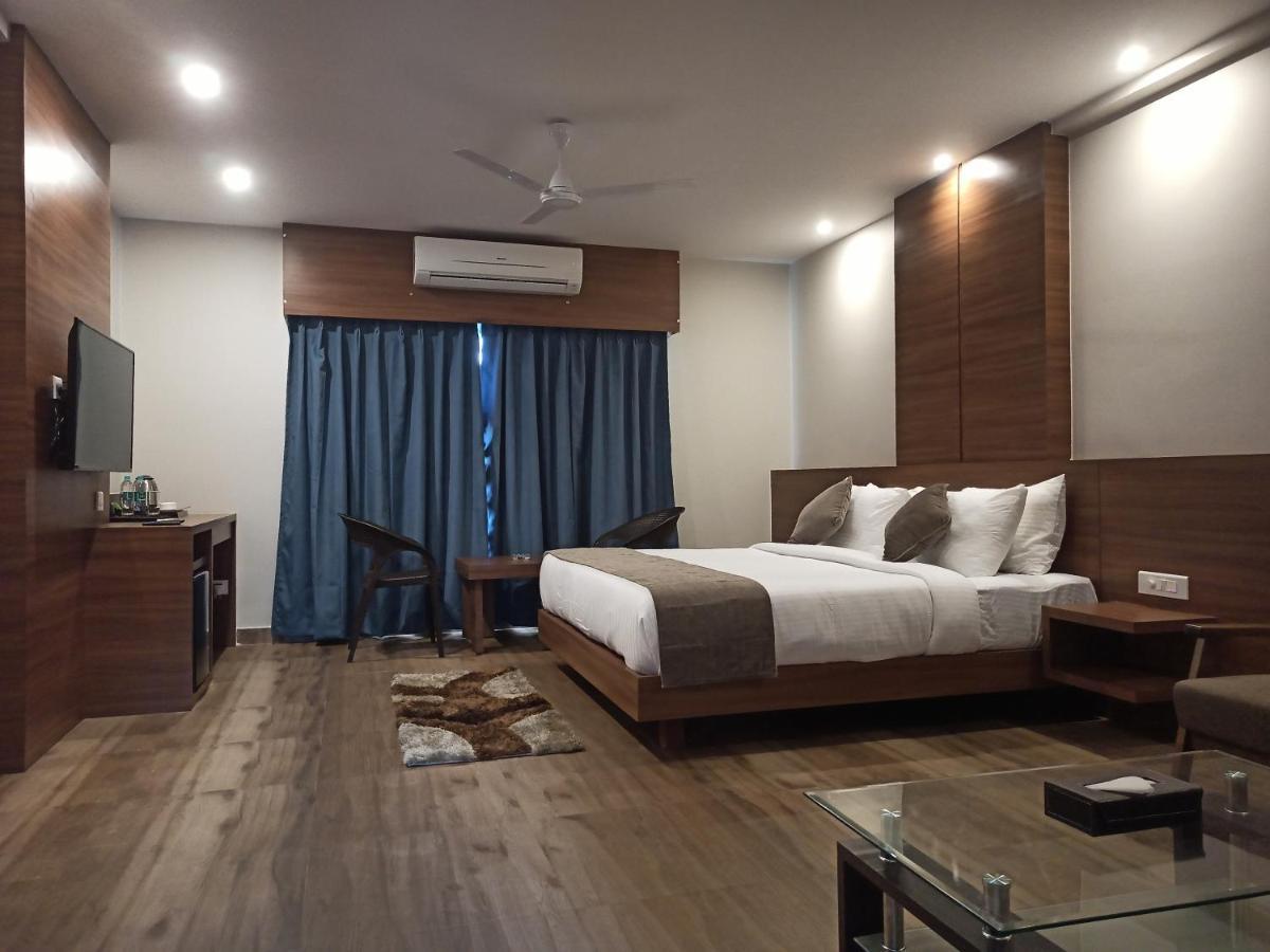 Hotel Tree Fern Dibrugarh Exterior photo